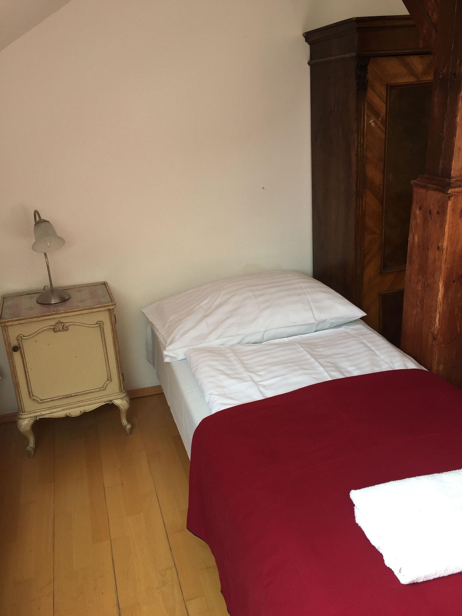 Hostel Rosemary Prag Exteriör bild
