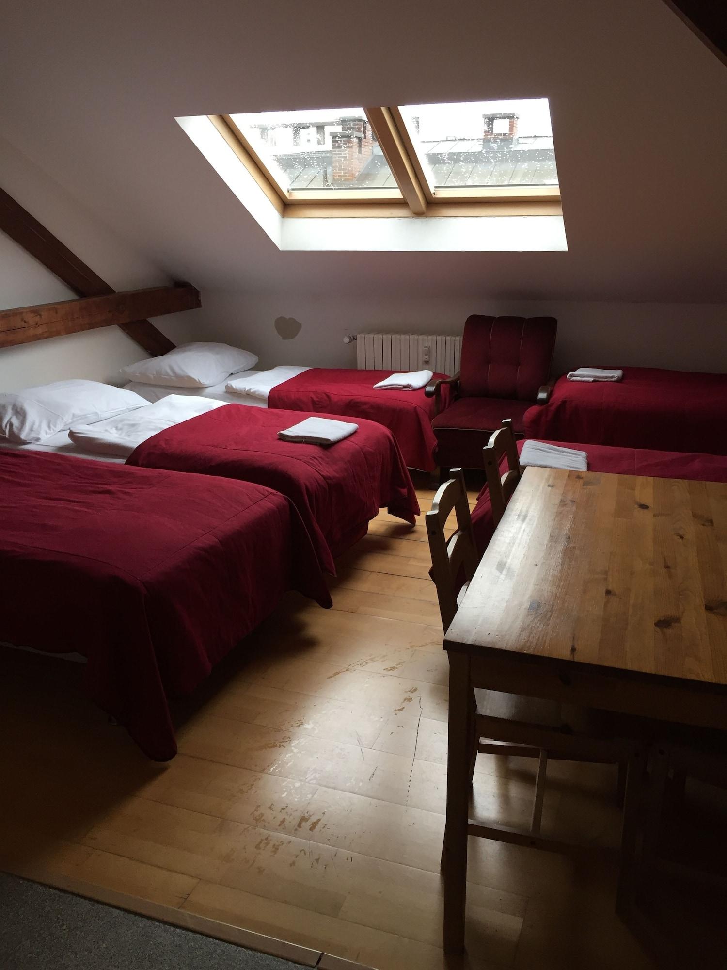 Hostel Rosemary Prag Exteriör bild